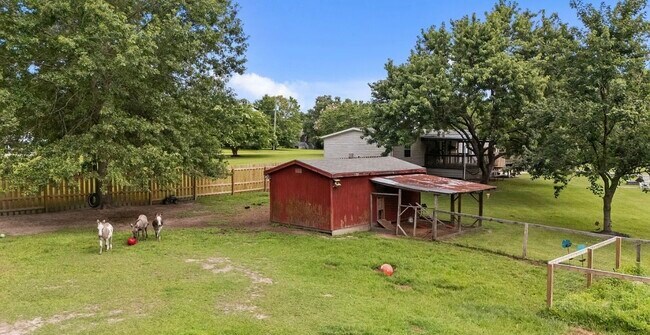 Building Photo - 2513 Cobb Dail Rd