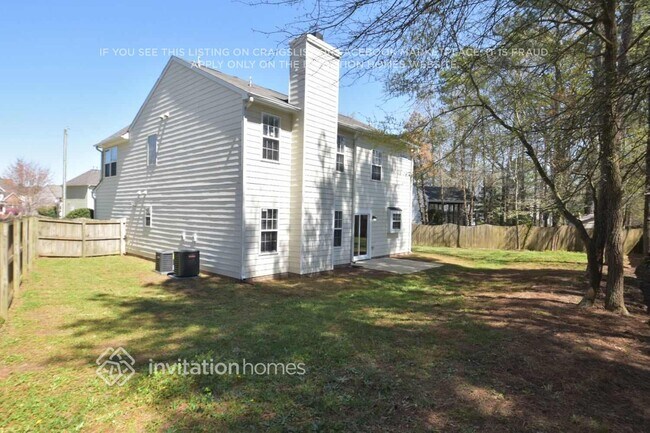 Building Photo - 8000 Chatahoochie Ln