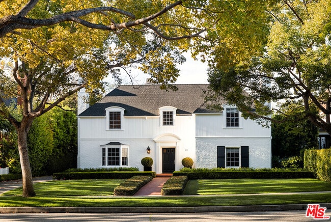 Primary Photo - 615 Trenton Dr