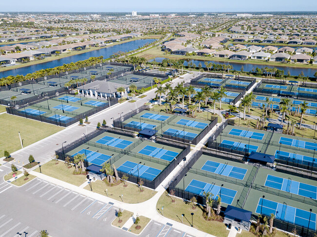 Building Photo - 13509 SW Oceanus Blvd