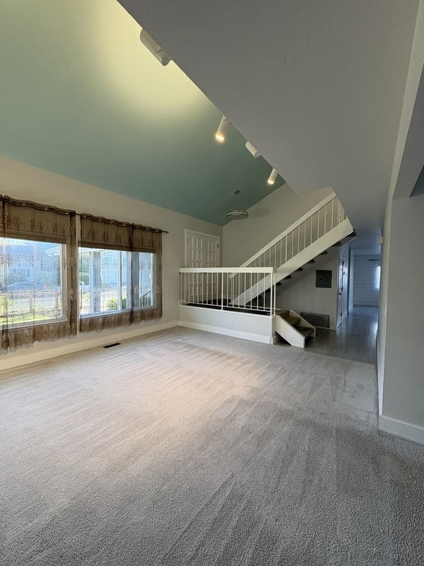 Building Photo - 5705 Davis Cir