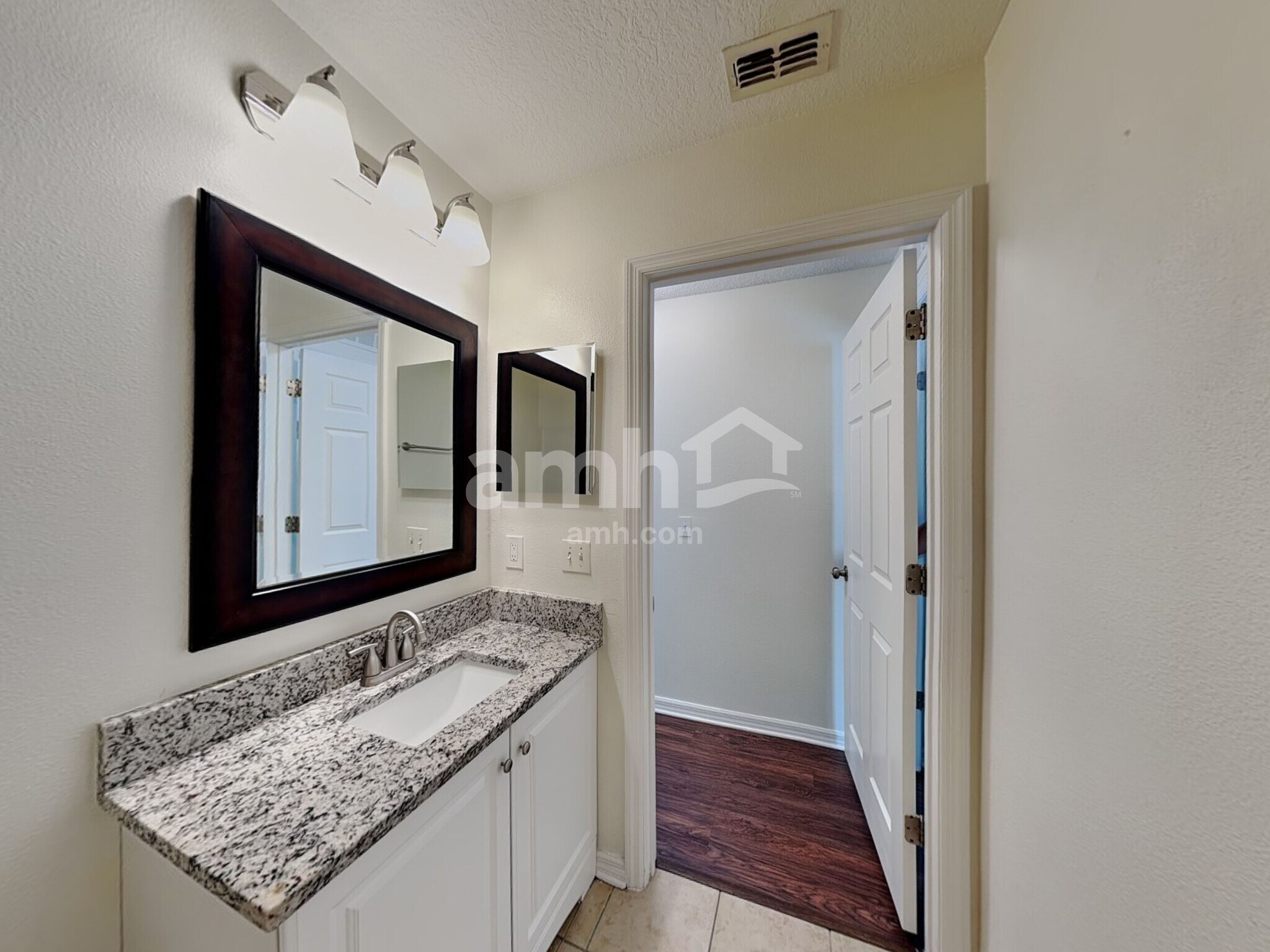 Building Photo - 5251 Silver Thistle Ln