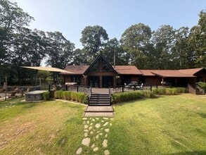 Building Photo - 1710 Gull Pond Ln