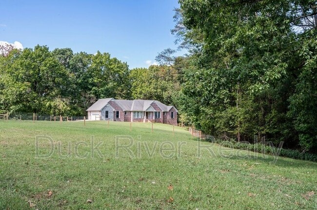 Building Photo - 1963 TN-166