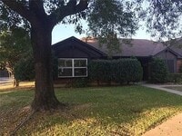 Building Photo - 2601 Shady Turf Ct