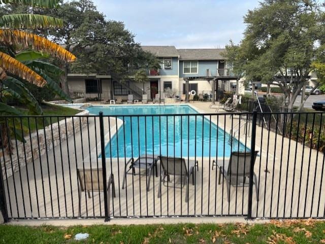 Building Photo - 2215 Post Rd