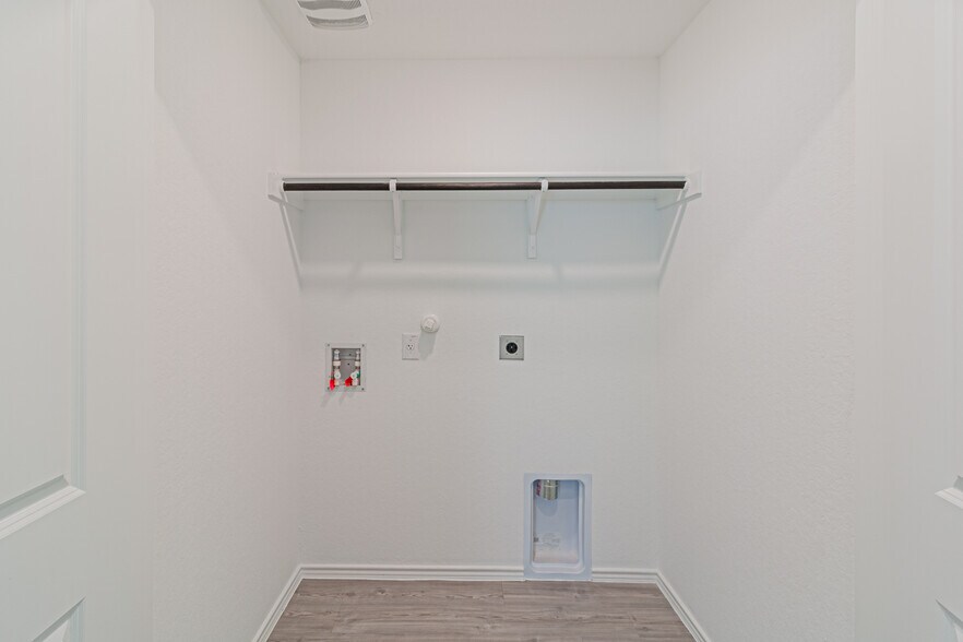 Building Photo - 7703 Chancery Gate