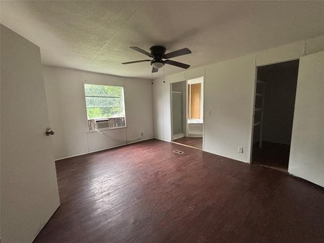 Building Photo - 541 Simmons Dr