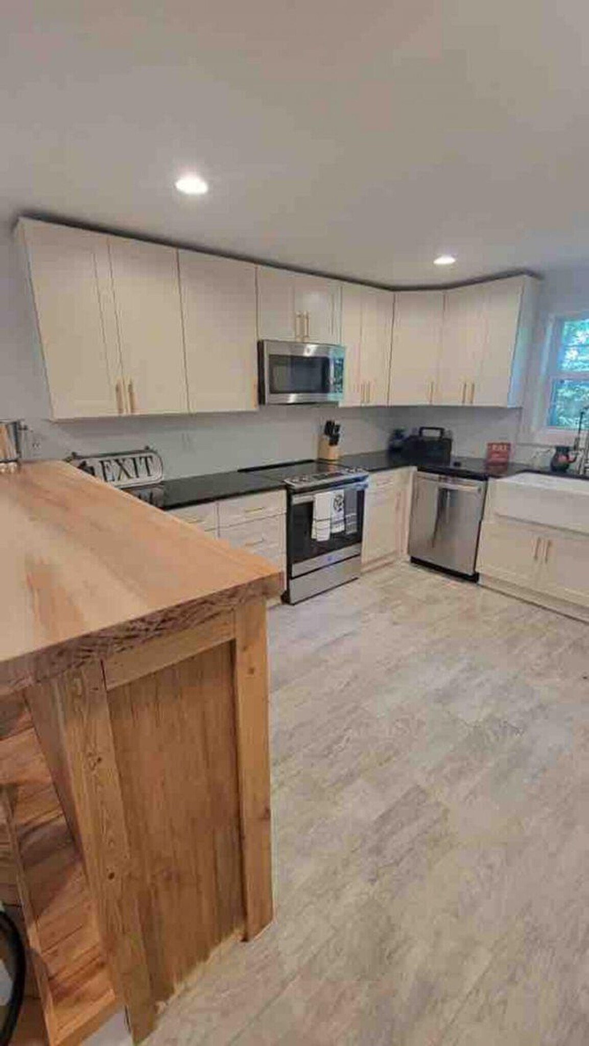 Building Photo - 7008 SC-187