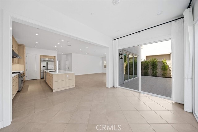 Building Photo - 360 Riverbend