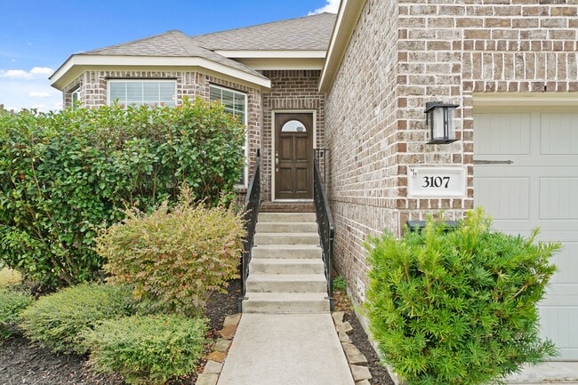 Building Photo - 3107 Amboy St