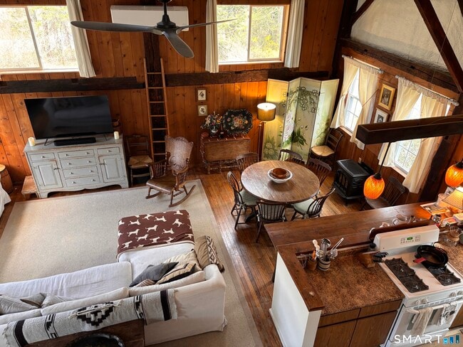 Building Photo - 16 Wilbur Rd