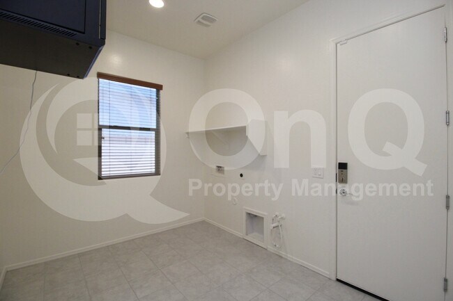 Building Photo - 22701 E Avenida Del Valle