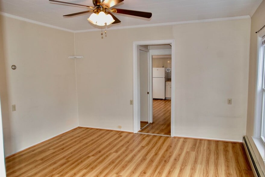 Building Photo - 17 Hanover