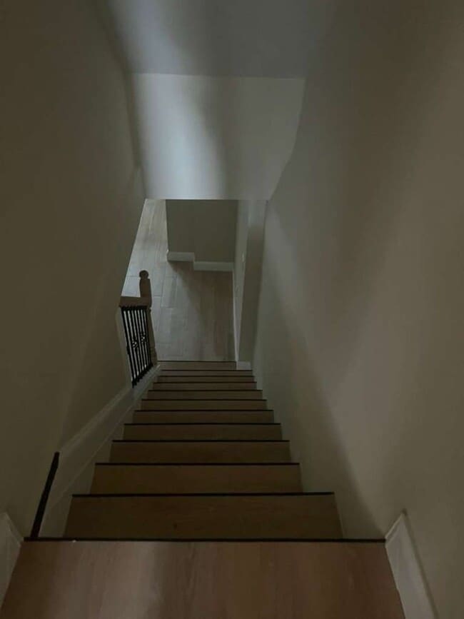 Building Photo - Spacious 3-Bedroom, 2-Bath Home with Modern Comforts