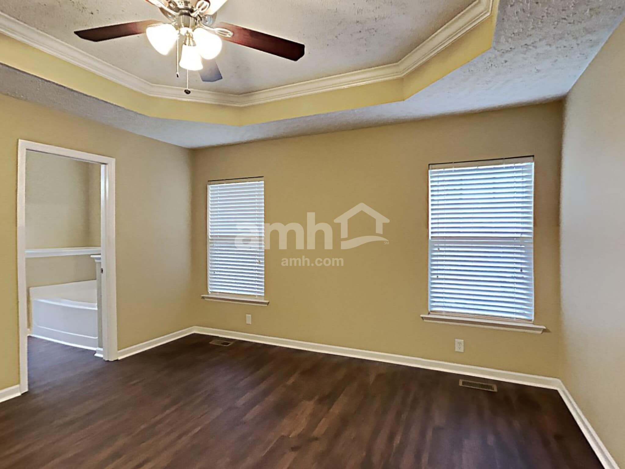 Building Photo - 1642 Zurich Dr