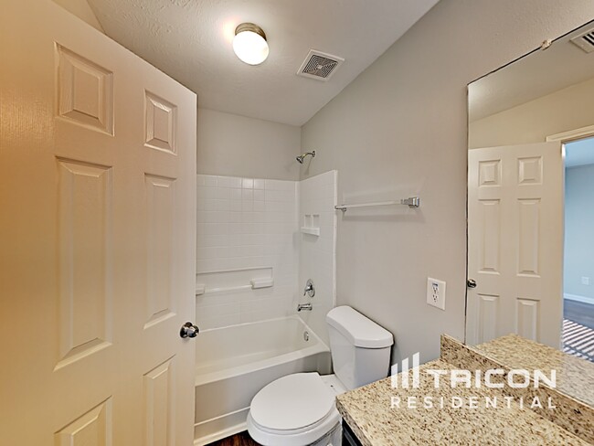 Building Photo - 21427 Jamals Way