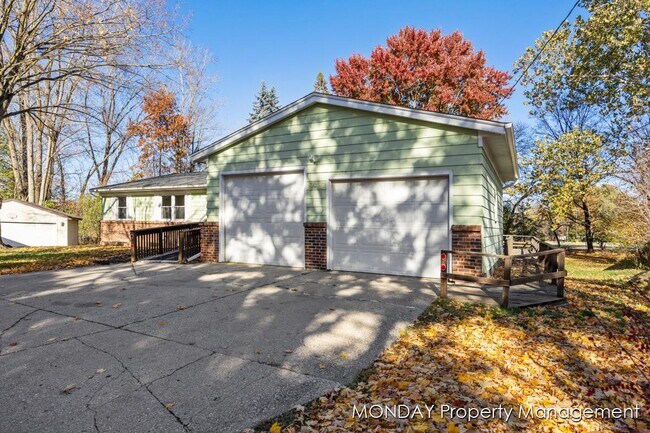 Building Photo - 945-947 Lancashire Ct - 947