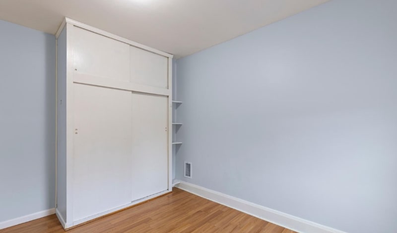 Building Photo - 415 N East Ave