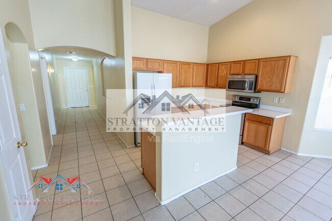 Building Photo - 11754 W Belmont Dr