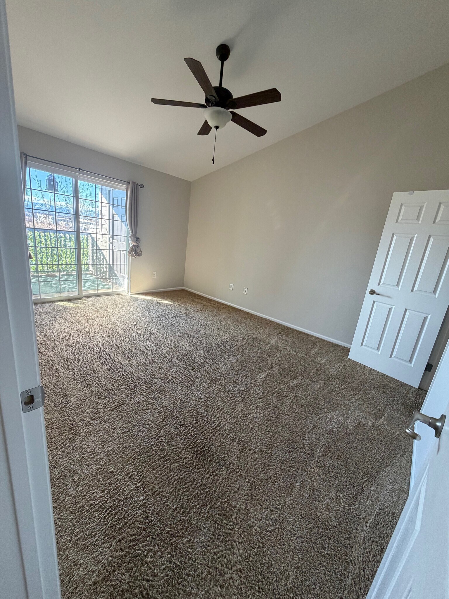 Building Photo - 1495 Blue Sky Way