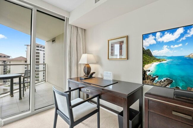 Building Photo - 223 Saratoga Rd