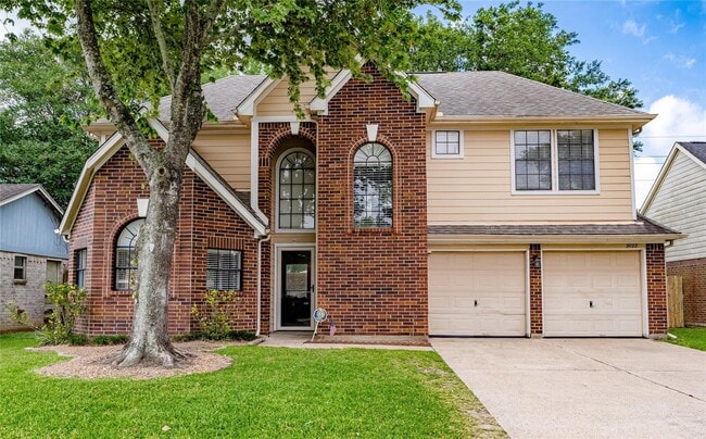 Building Photo - 3022 Norwich St