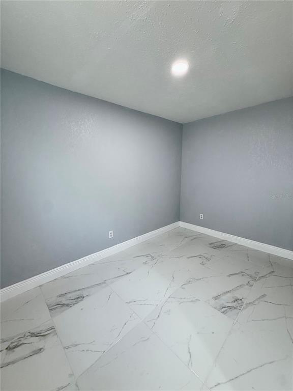 Building Photo - 1502 Deauville Dr
