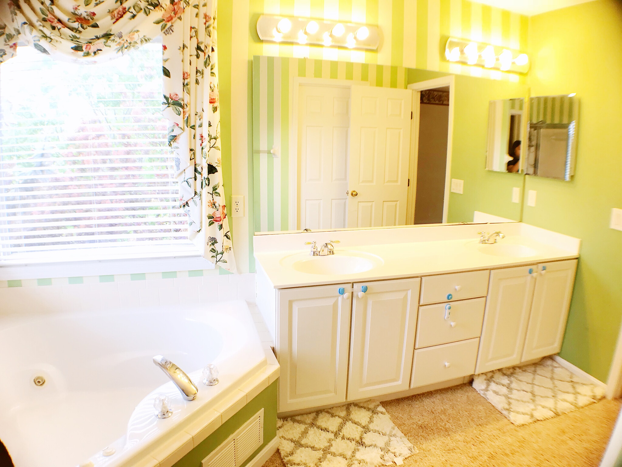 Building Photo - 1522 Heritage Lake Dr