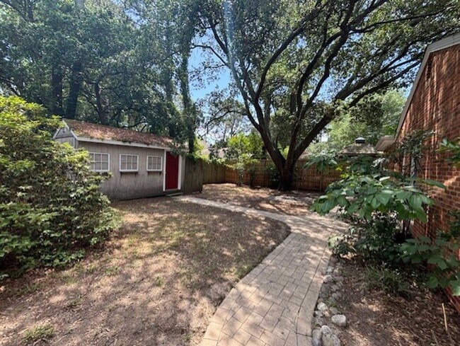 Building Photo - Cape Story by the Sea