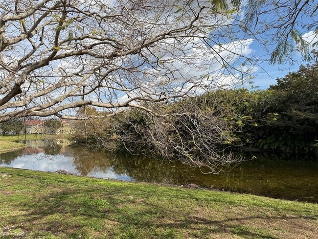 Building Photo - 13060 Vista Isles Dr