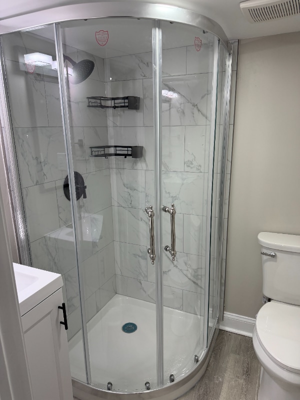 Building Photo - 617 Glenwood Ave