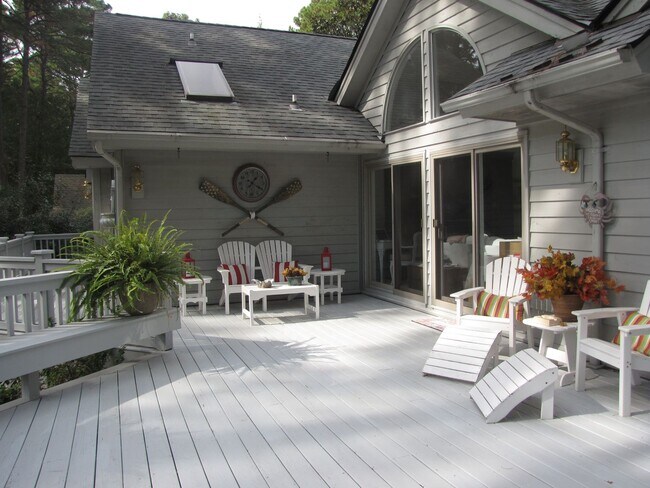 Building Photo - Sea Pines