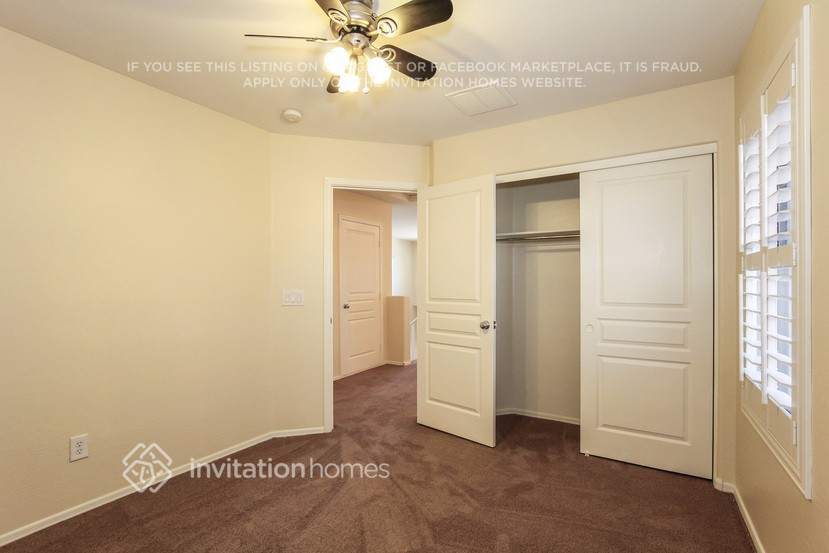 Building Photo - 15125 W Aster Dr