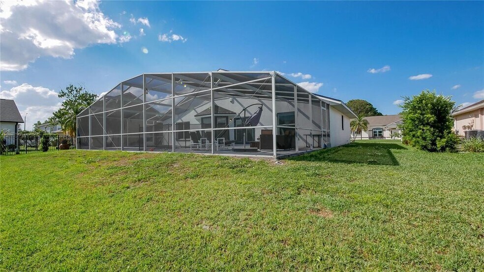 Building Photo - 1445 Sophie Way