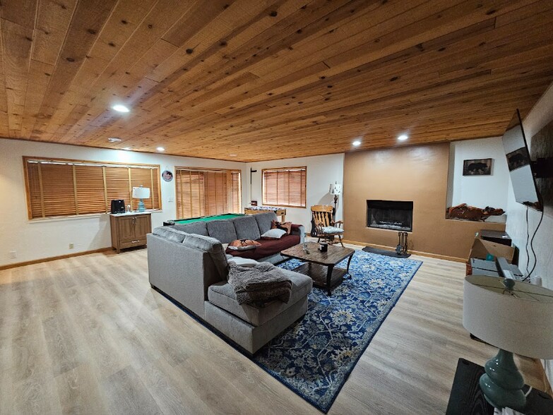 Building Photo - 2105 Bernina Dr