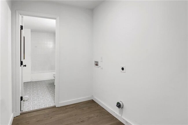Building Photo - 2508 Connally Dr