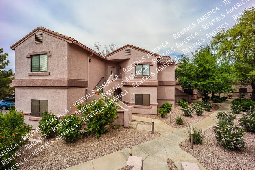 Primary Photo - 9555 E Raintree Dr