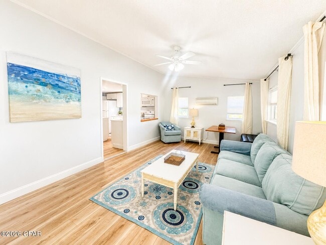Building Photo - 208 El Prado Pl