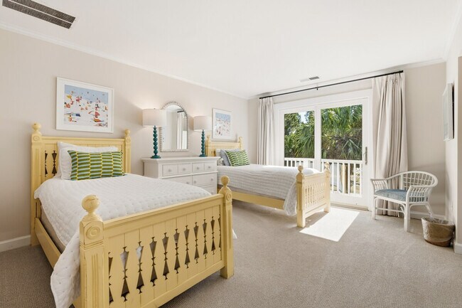 Building Photo - 162 Pioneer Loop