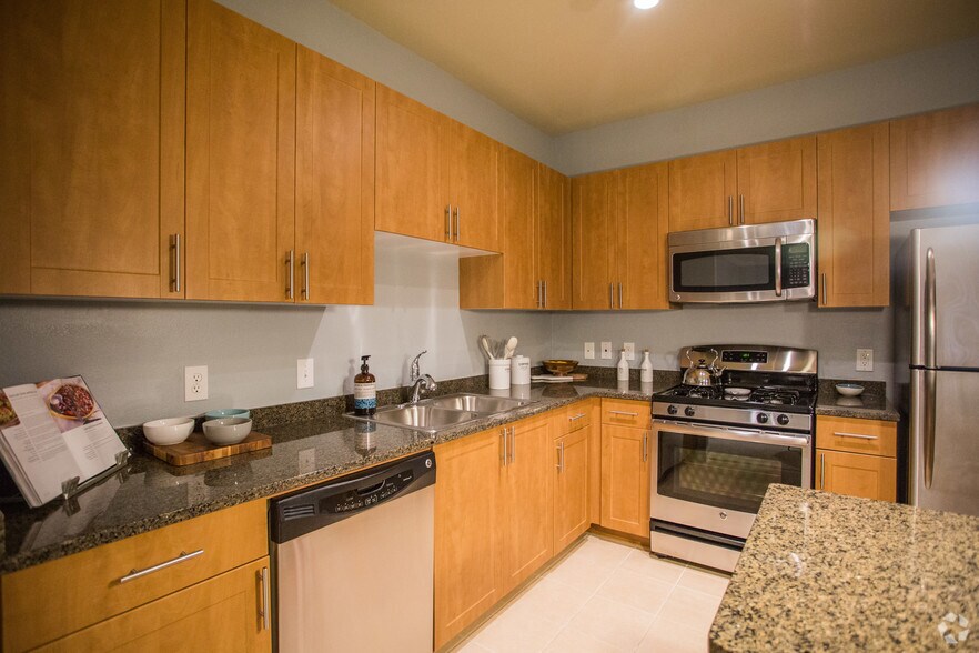 Ashton At Dulles Corner Herndon Va Apartment Finder