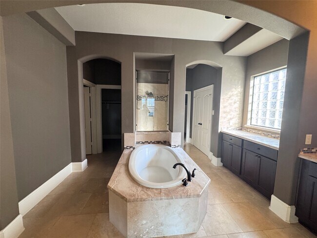 Building Photo - 5038 Lockridge Sky Ln