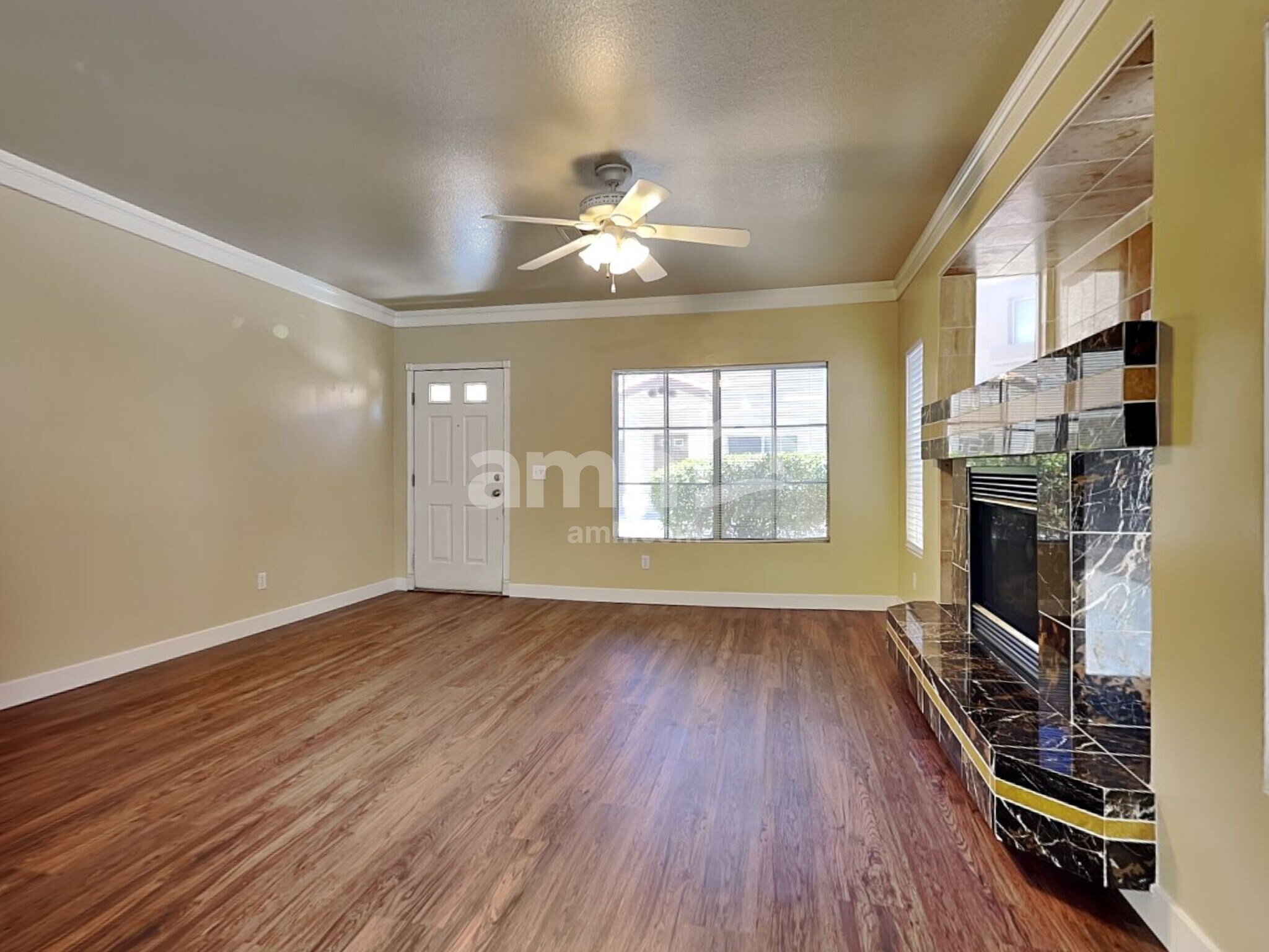 Building Photo - 8713 Sandringham Ave