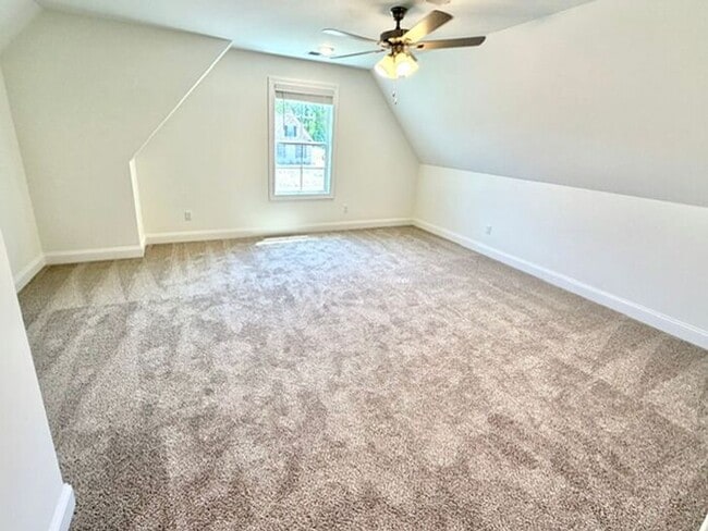 Building Photo - Now Leasing a Brand New 5-Bedroom 3 Bath home in Olive Branch