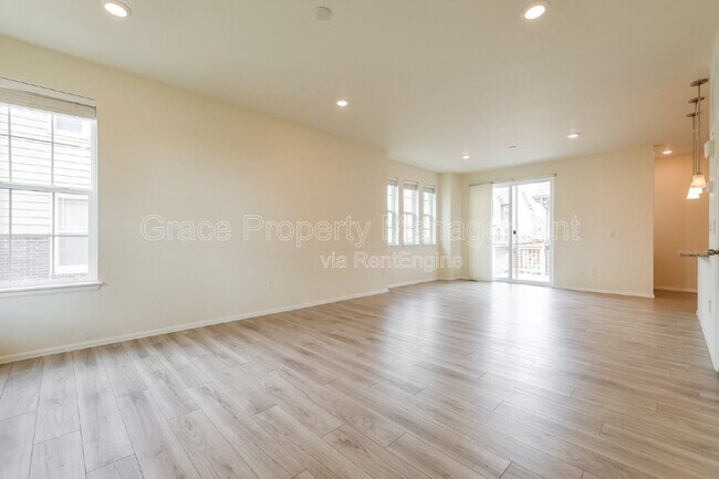 Building Photo - 17626 Olive St