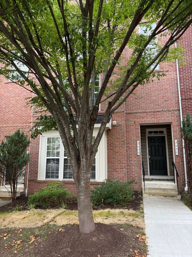 Building Photo - 2675 Sheffield Hill Way