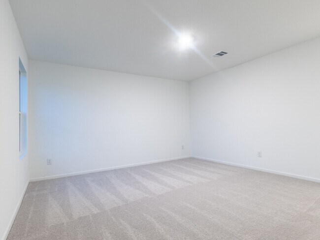 Building Photo - 31406 Pratola Serra Cir
