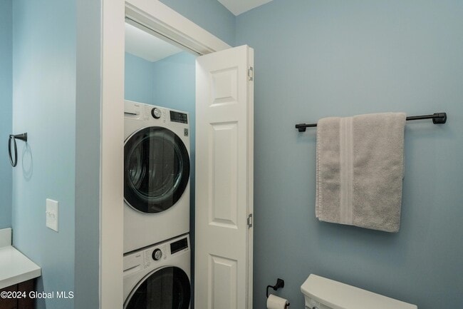 Building Photo - 9 Bolster Ln NE