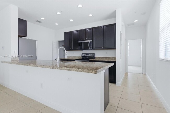 Building Photo - 14776 SW 10th St