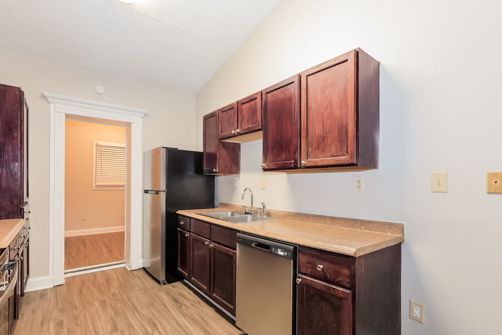 Building Photo - 1740 Eaglecreek Trail